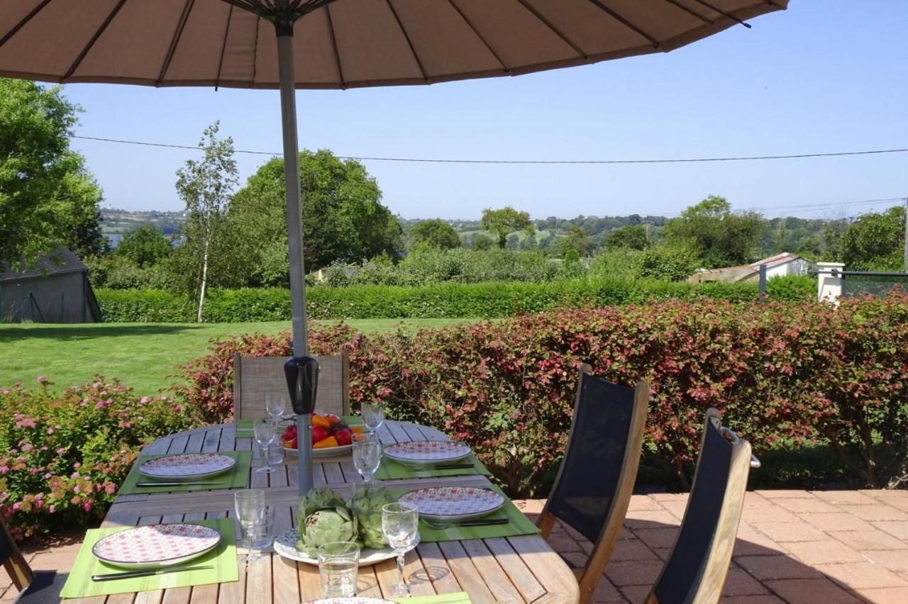Nice Holiday Home With Beautiful Garden, Paimpol Eksteriør bilde